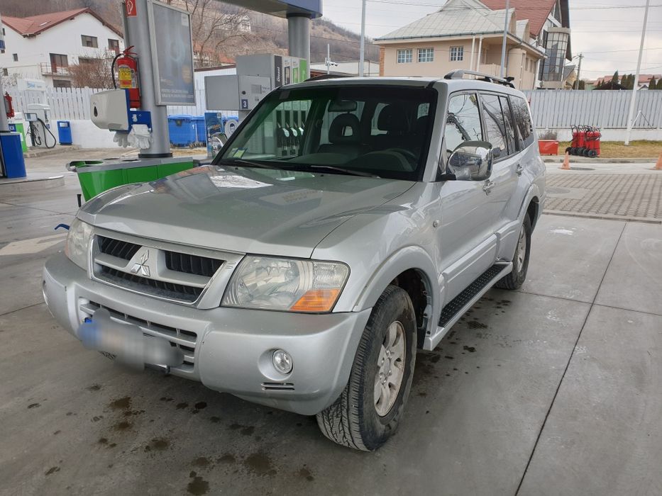 Mitsubishi pajero