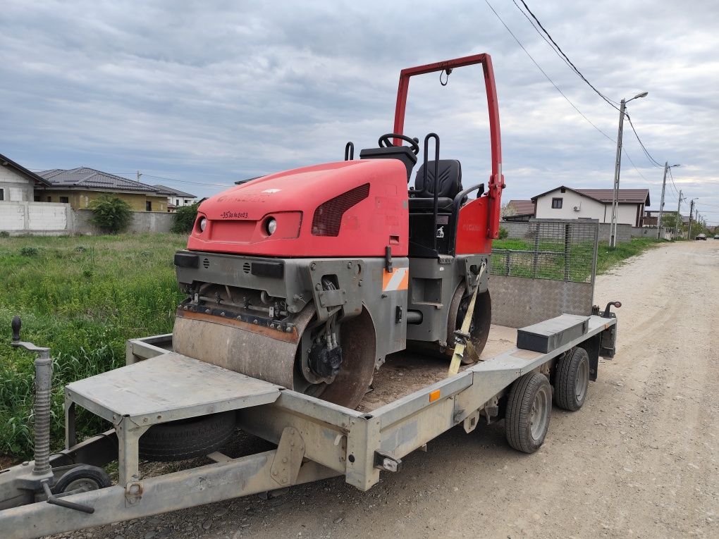 Cilindru compactor de închiriat/lucrări de compactare terasament