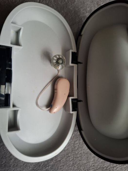 Vând aparat auditiv