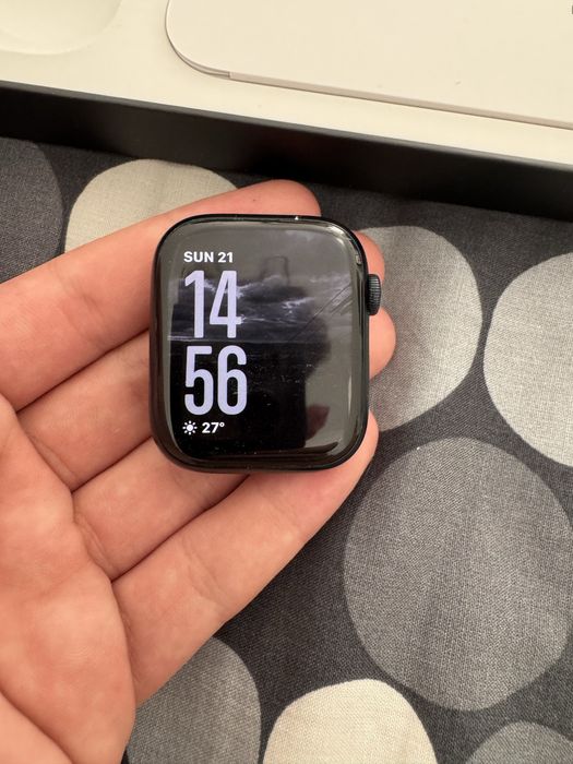 Apple watch s7 nike edition midnight 45mm