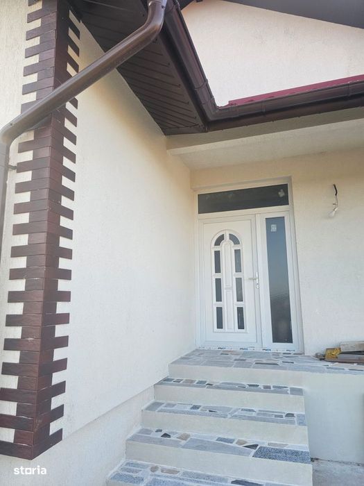 vand casa noua parter