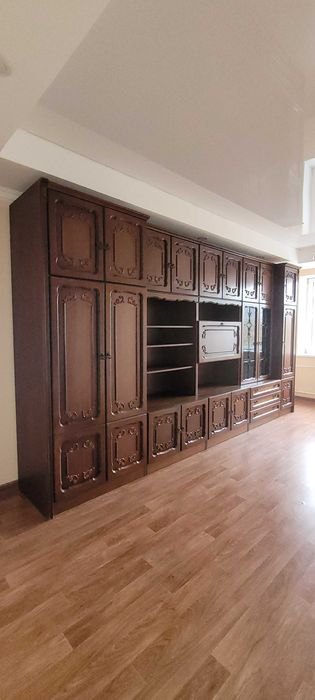 СРОЧНО продается стенка для гостиной