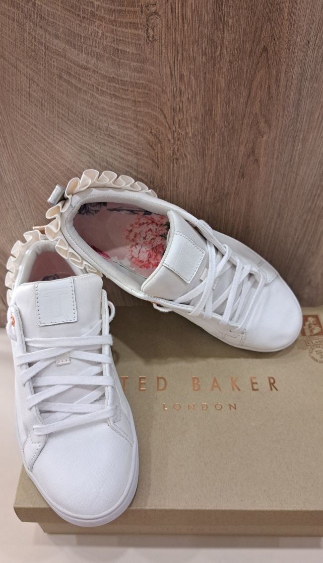 Дамски кецове Ted Baker
