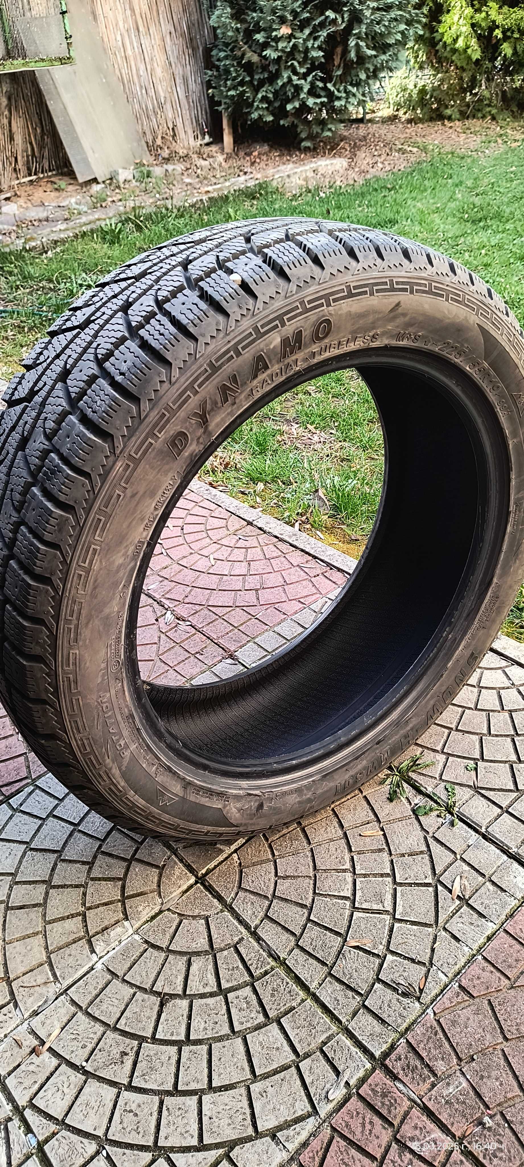 Зимни гуми DYNAMO 225/55/19 DOT 22г