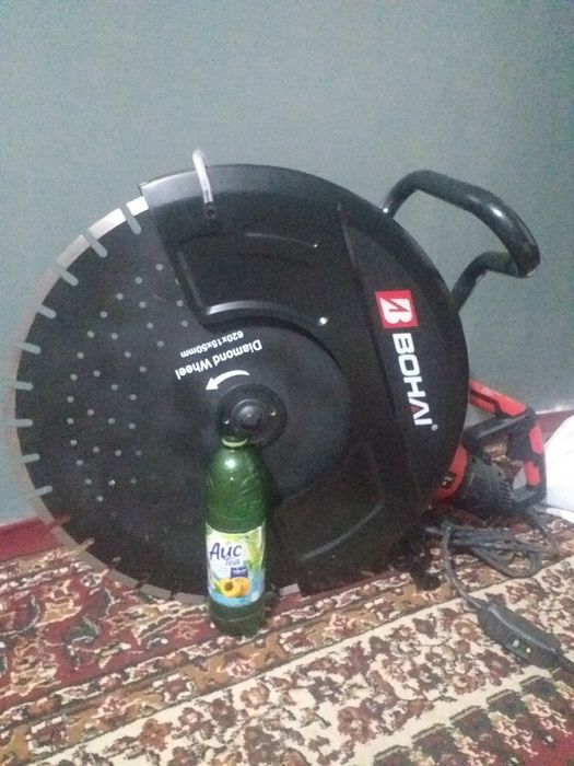 Beton kesish apparati