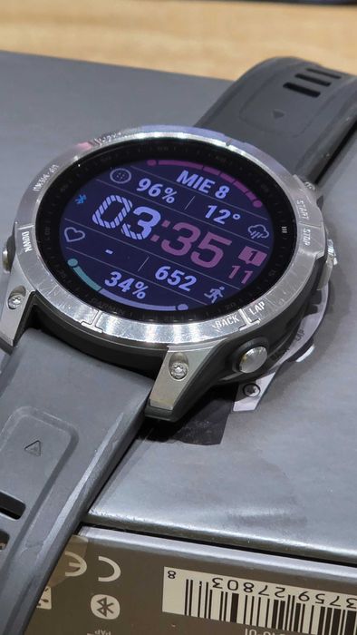 Garmin Fenix 7, 47mm, silver, garantie 1 luna, cutie