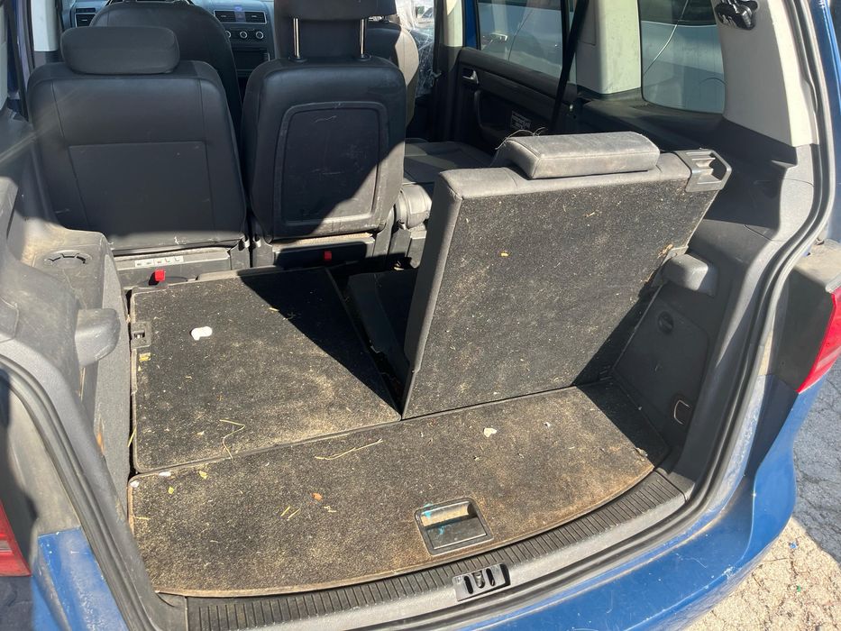 На части Vw Touran ръчка 1.6 tdi Cay 6ск Фолксваген Тоуран  джанти