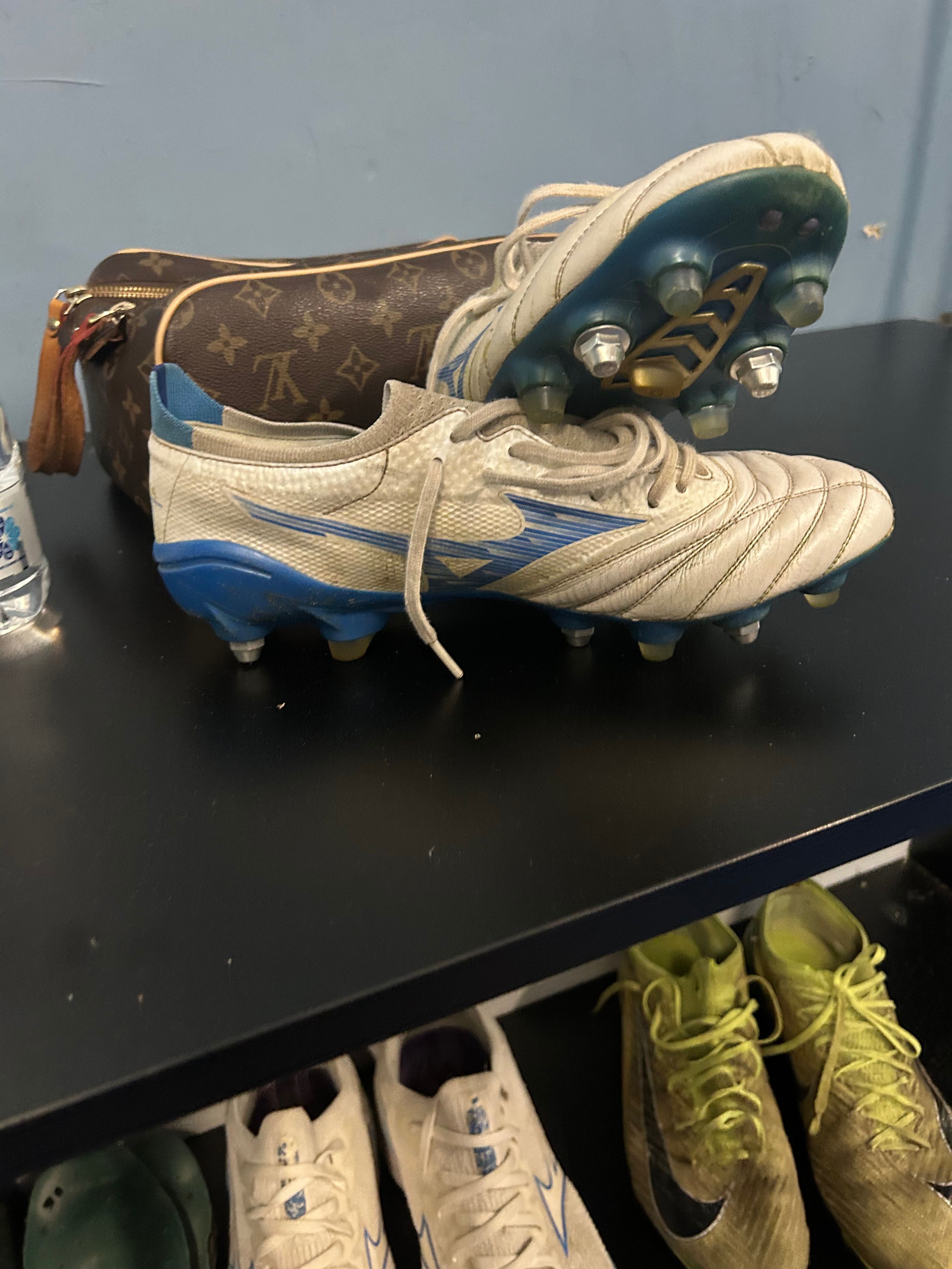 Бутонки mizuno , носени,са но са в добро състояние