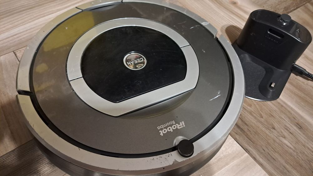 Robot aspirator iRobot Roomba 782e