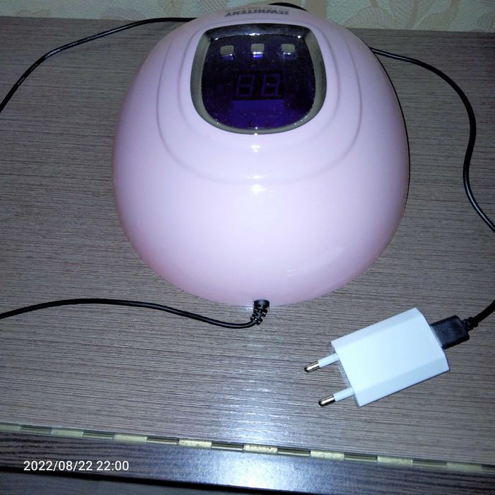 LED лампа, в отличном состоянии