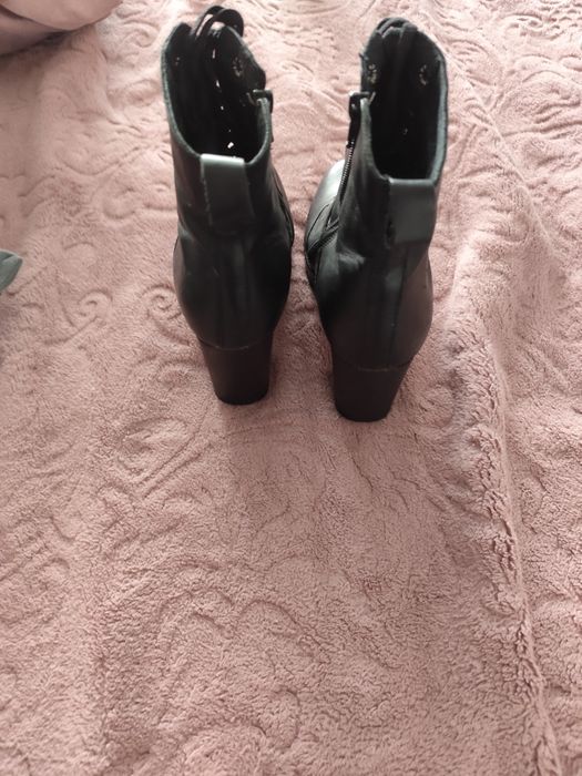 Боти, естествена кожа, 38 номер