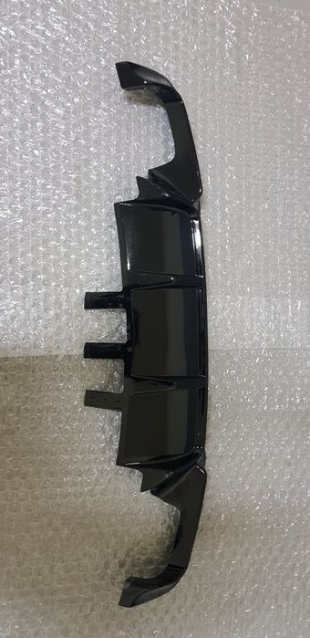Дифузьор / добавка за задна броня за БМВ Ф10 / BMW F10 Diffuser