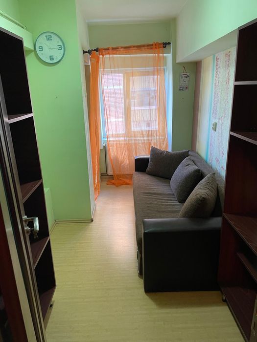 Inchiriez apartament cu 1 cameră  în centru!