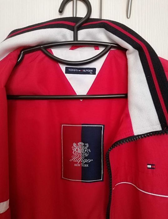 Geaca originala Tommy Hilfiger barbati L