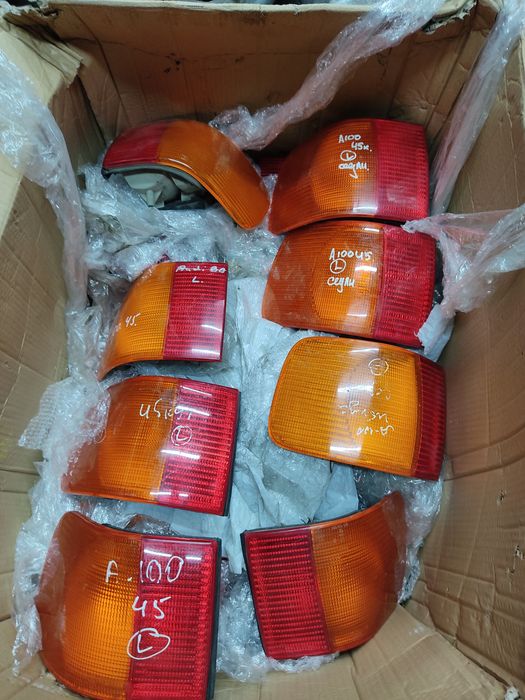 Фонари на Ауди 100 с4