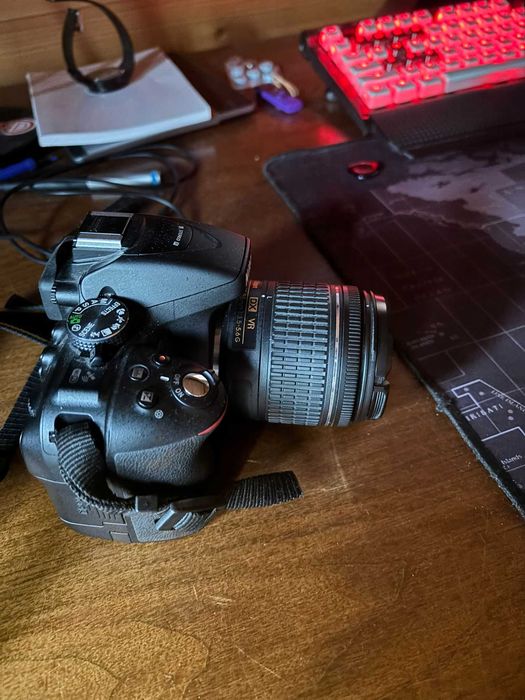 Aparat foto DSLR Nikon D5300