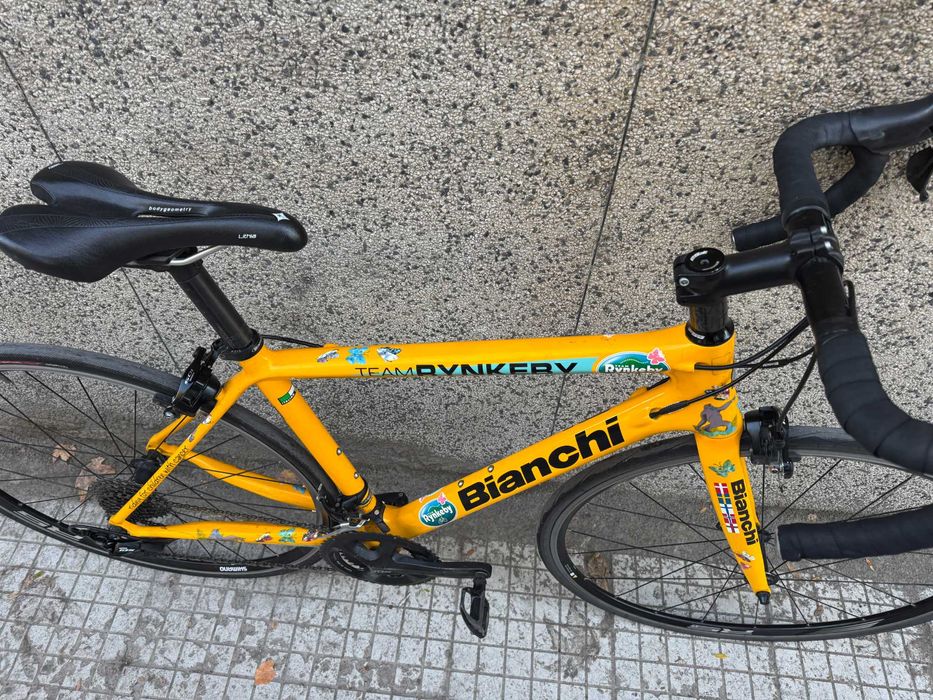Bianchi Team Rynkeby Carbon/Shimano 105 2x11/шосеен велосипед