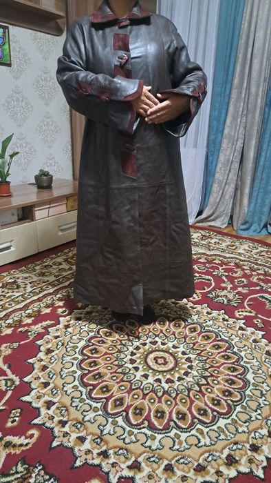 Продам кожанный плащ