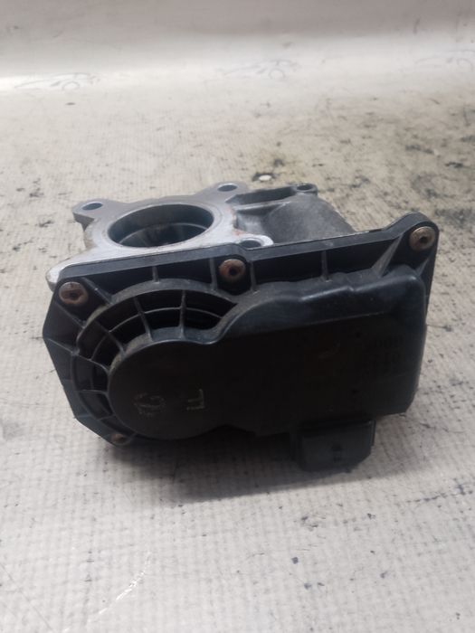 clapeta acceleratie renault clio 3 1.2 benzina 2012