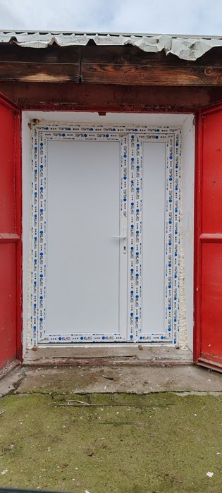 Termopane și Rulouri Exterioare