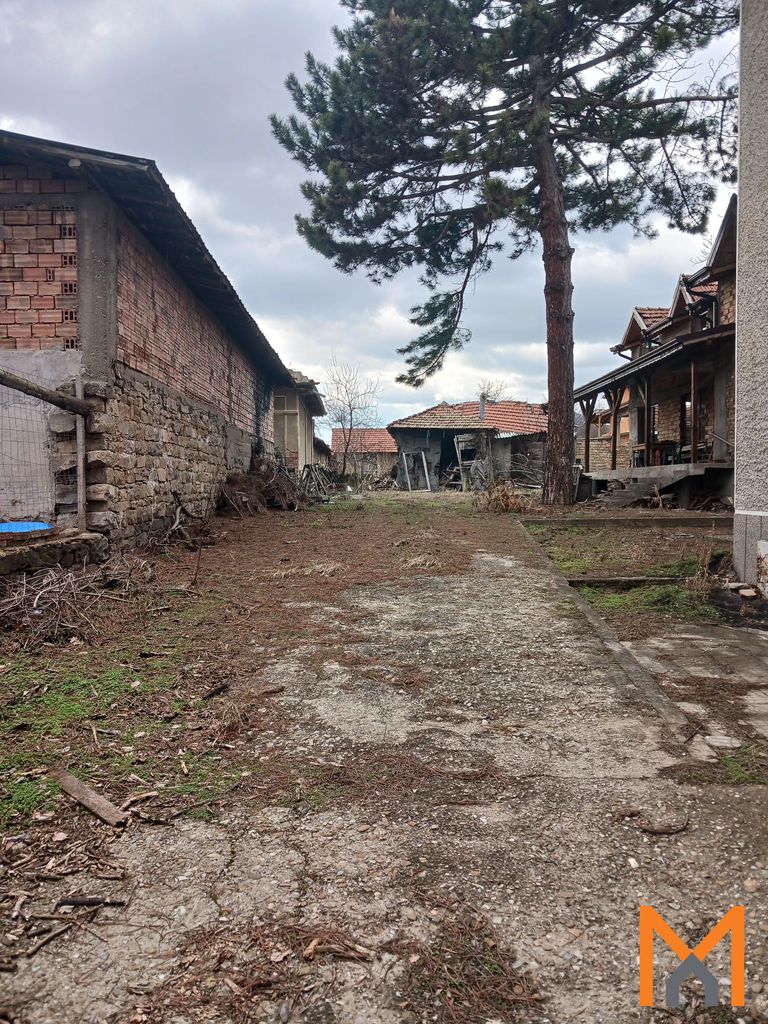 Продава се Къща в Севлиево - 320 кв.м за 196 €/кв.м - Снимка #3