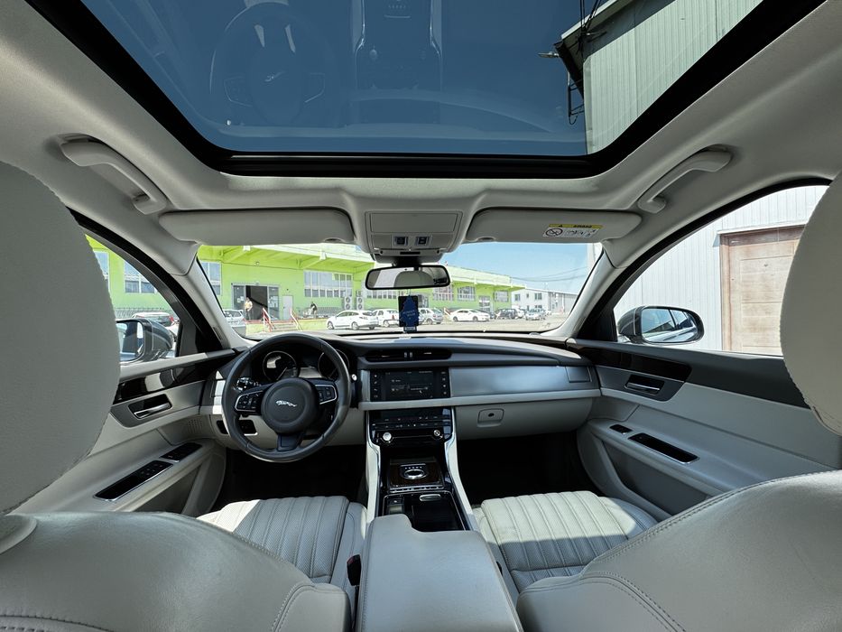 Jaguar XF Portofolio 2.0d 180hp