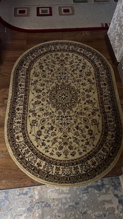 Продам ковры в отличном состоянии