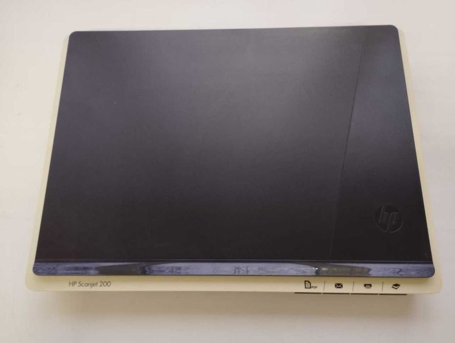 Планшетный сканер HPScanJet_200
