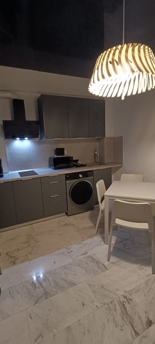 Închiriez studio Mamaia Nord zona Hanul cu Peste