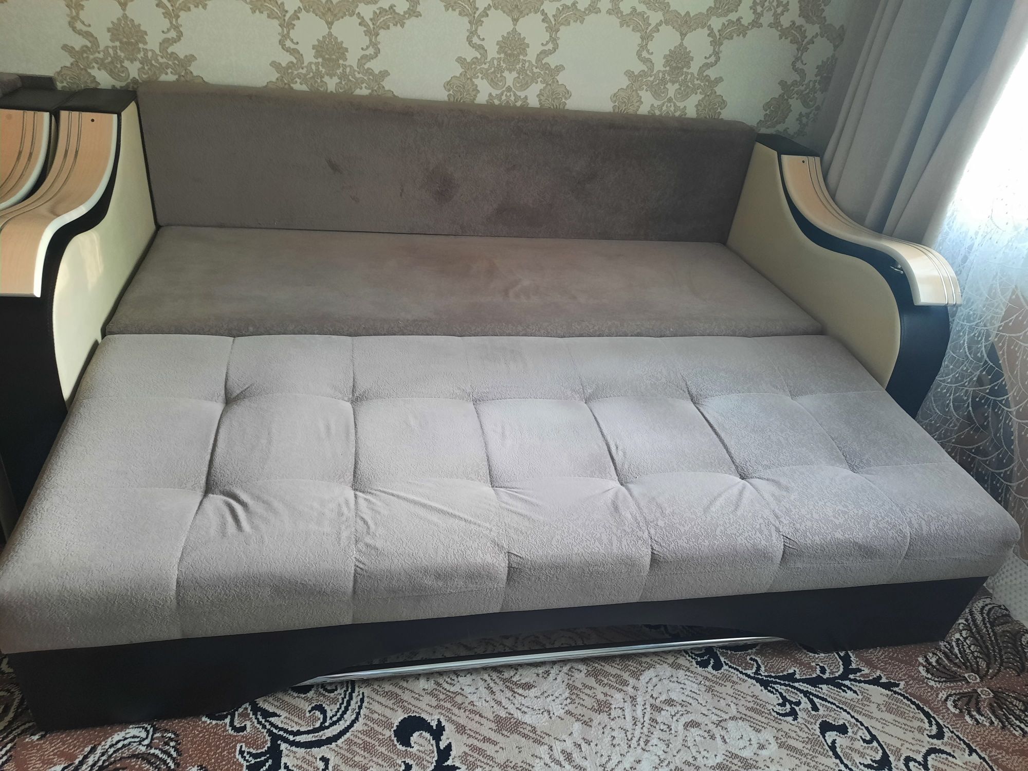Продам диван и  кресло