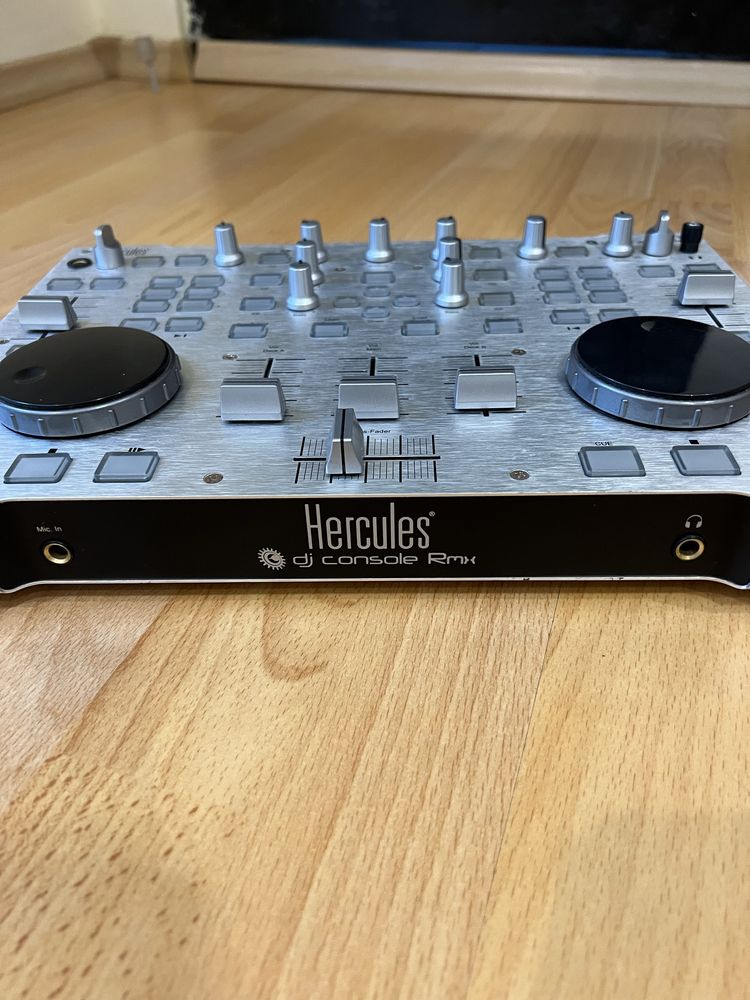 DJ контролер / микс пулт / миксер Hercules
