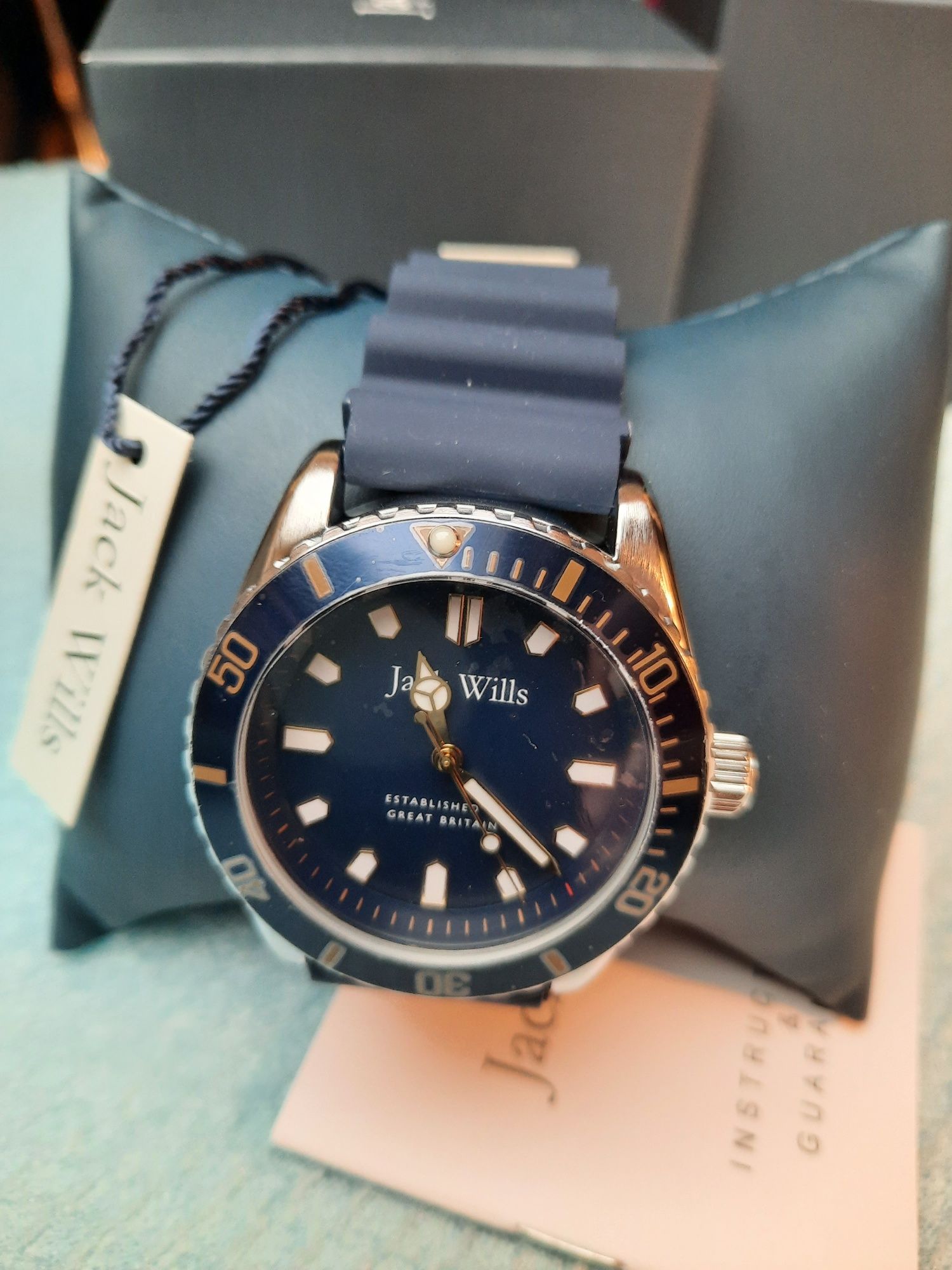 Часовник Jack Wills Black Stone