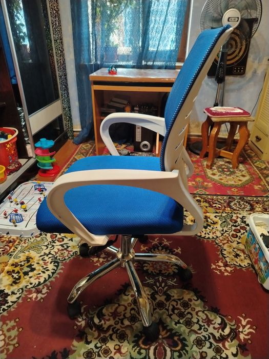 Компьютерное кресло