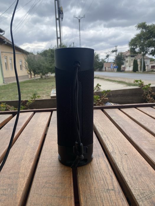 Vand boxa Sony cu bluetoooth