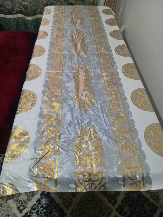 Стол сатылады жакси жагдайда