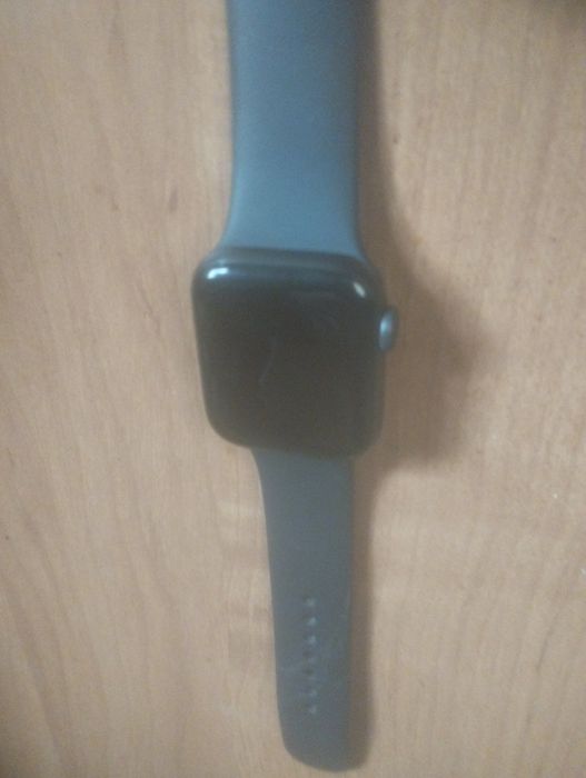 Продам про уотч se