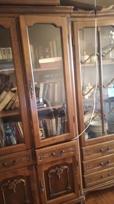 Продаю кабинет Филиппа, румынский из бука, дорогой , антиквариат,