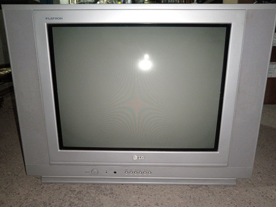 LG televizor продам