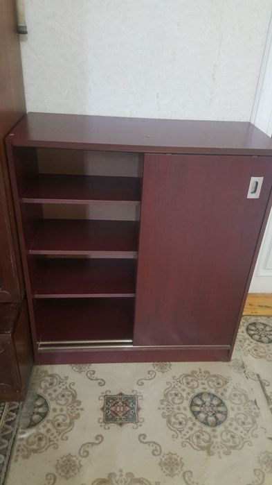 Продаётся недорого шкаф для обуви