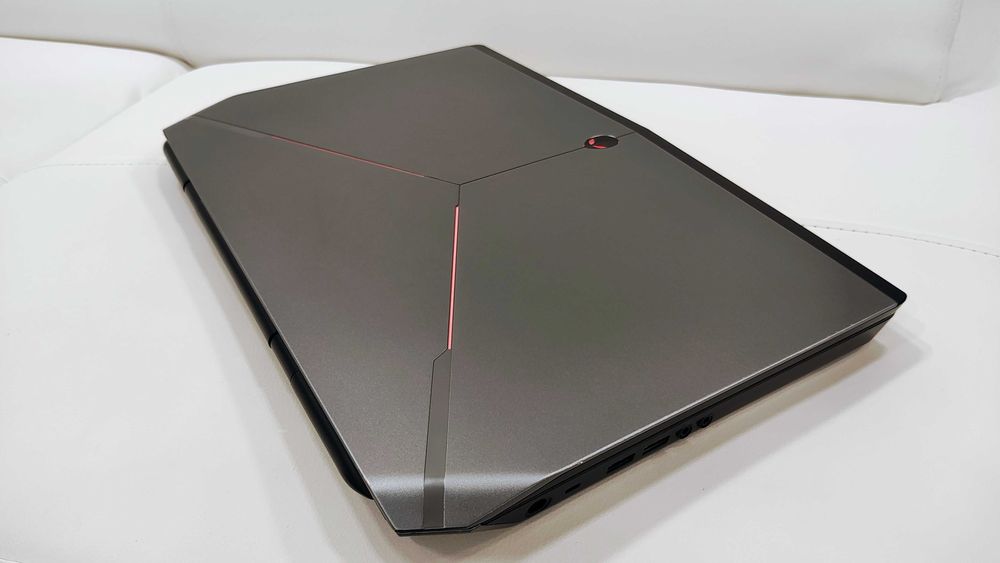 Laptop gaming ALIENWARE ,intel core i7- video nvidia  ,17,3 inch touch