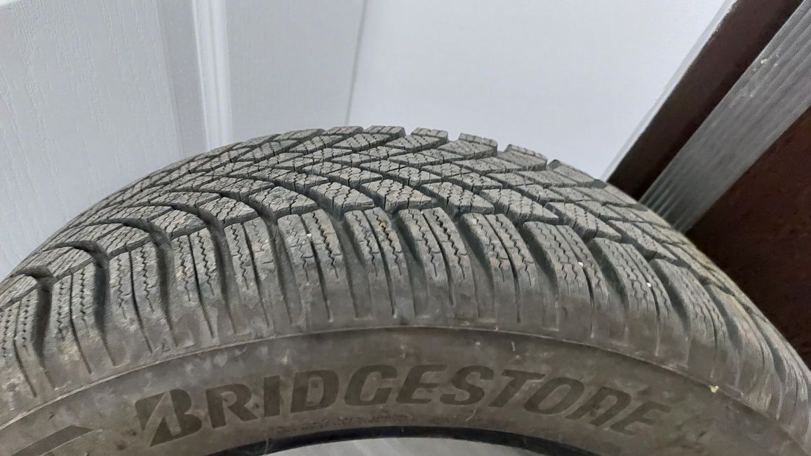 Anvelope iarna Bridgestone 195/60 R16