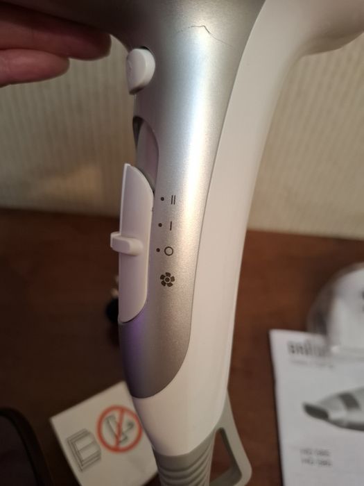 Фен новый продам