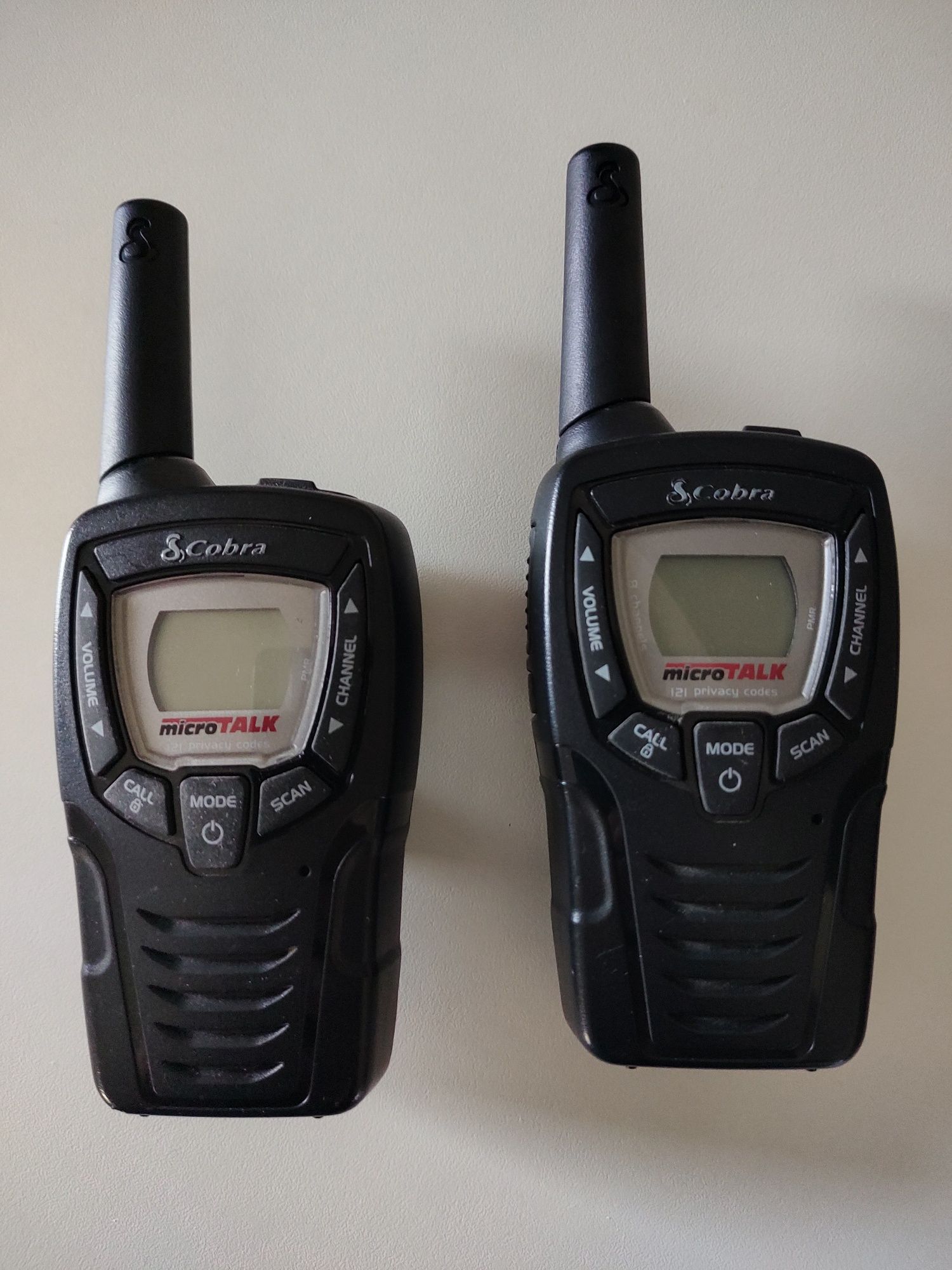 Walkie-talkie cobra MT645