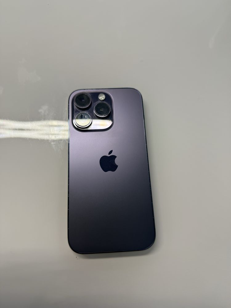 Iphone 14 pro deep purple