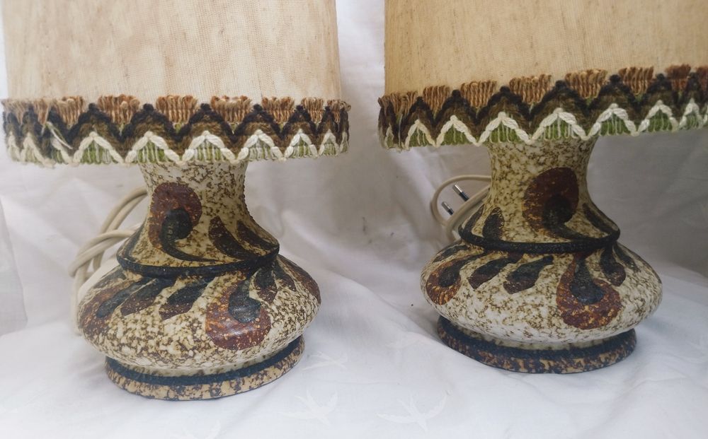 Două veioze vechi, deosebite din ceramică, pt colectionari, Germania.