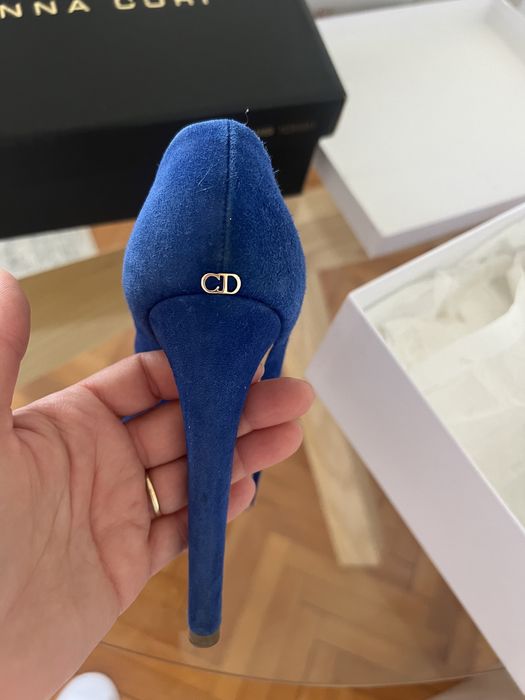Sandale Christian Dior originale din piele intoarsa