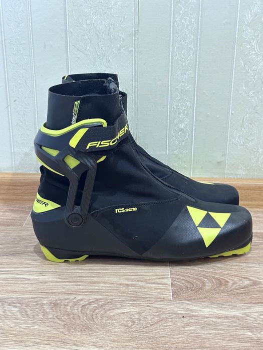 Ботинки для беговых лыж Fischer