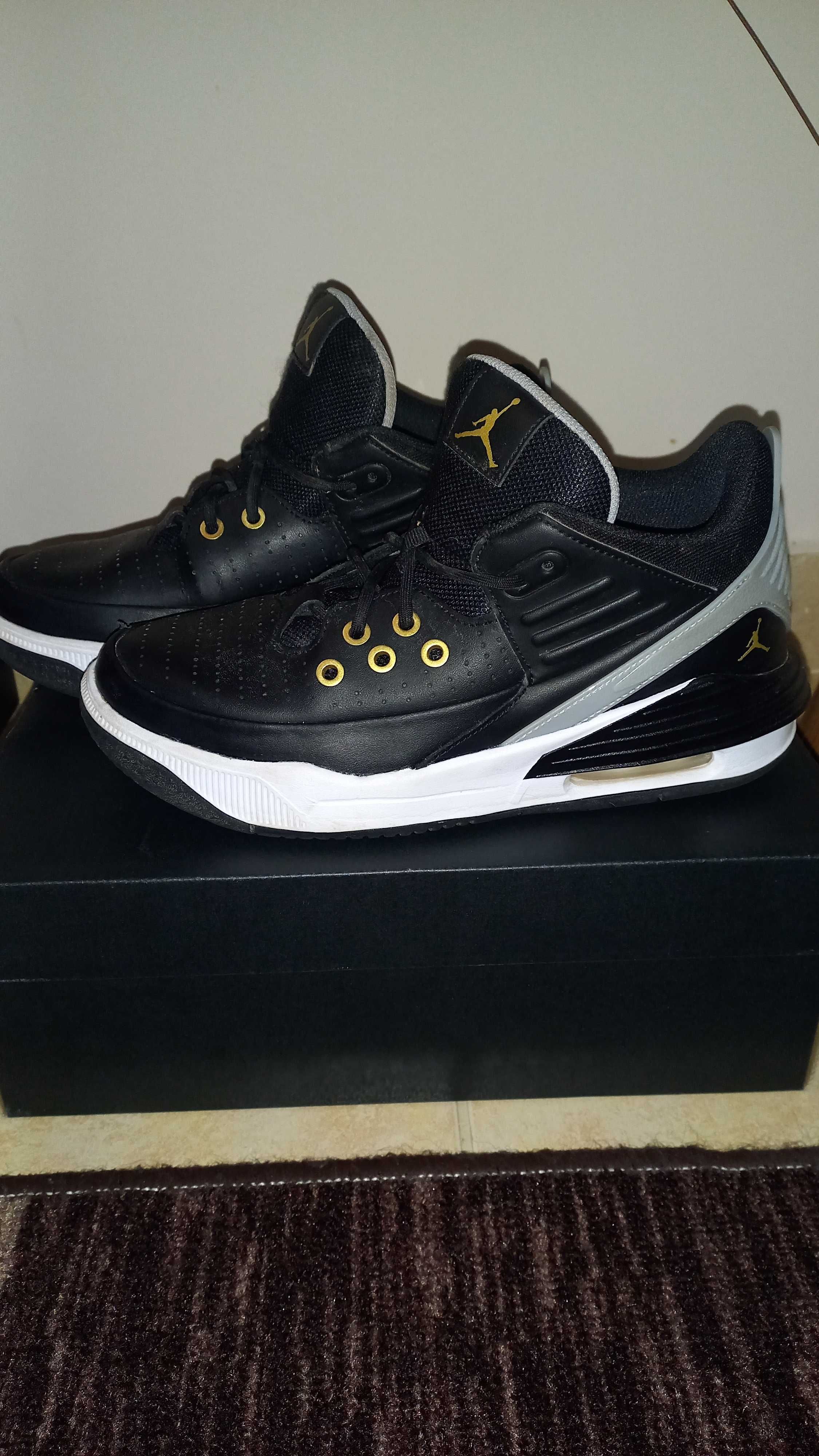 Продавам маратонки Jordan