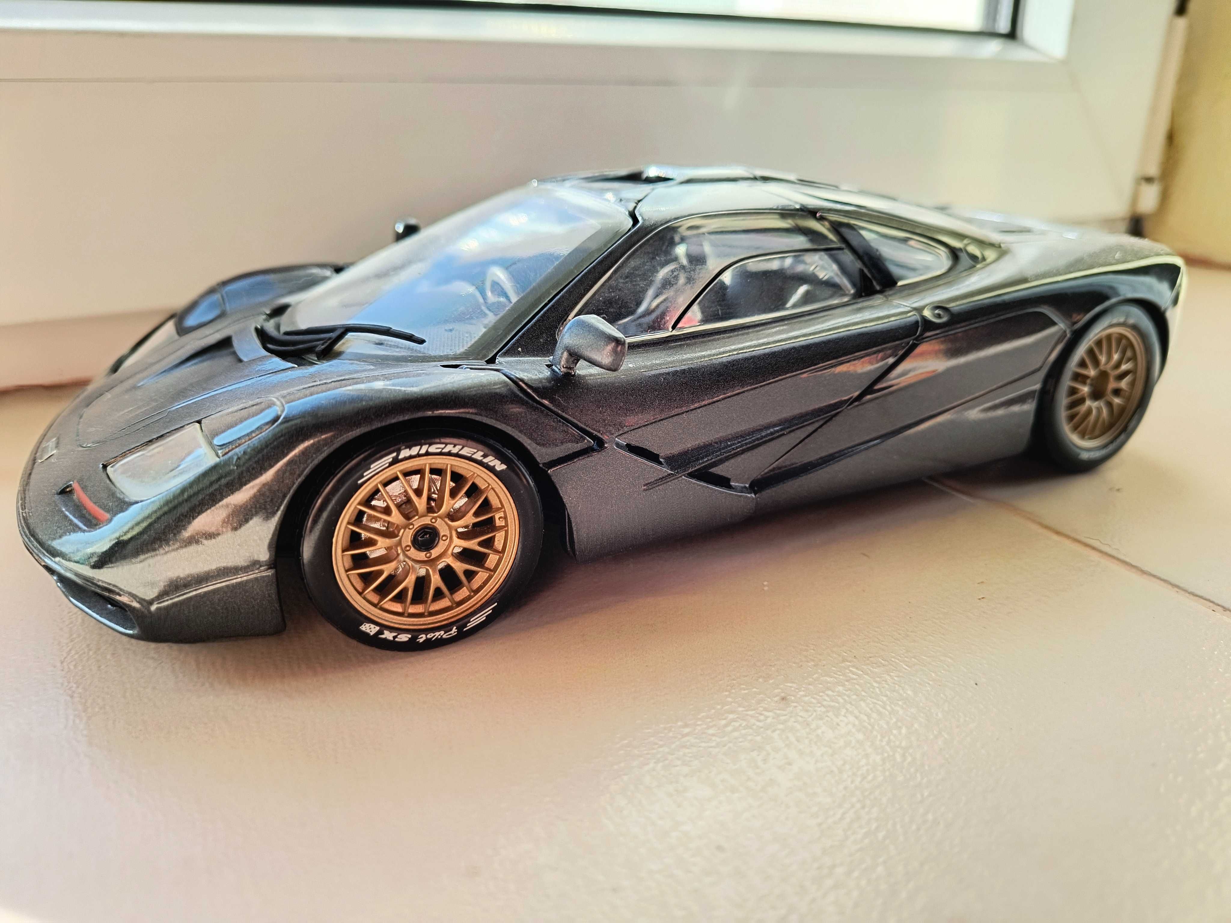 1:18 колички diecast