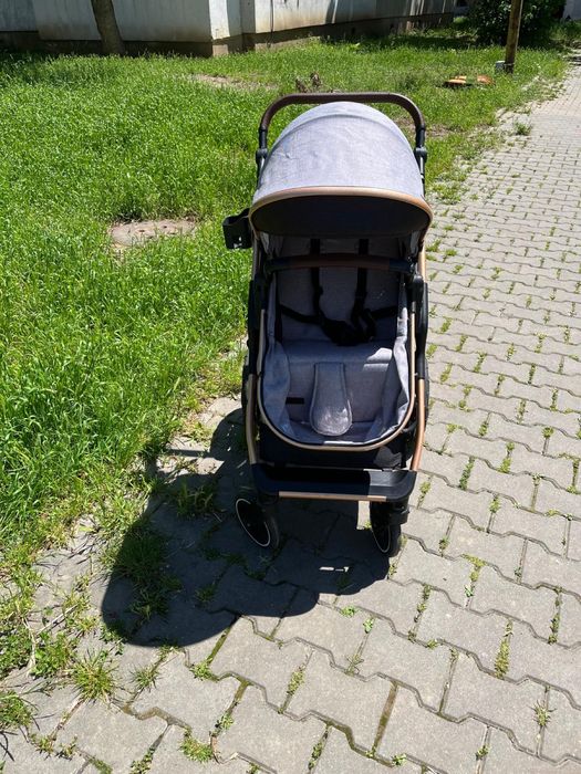 Cărucior 3 in 1 + accesorii Stare excelentă
